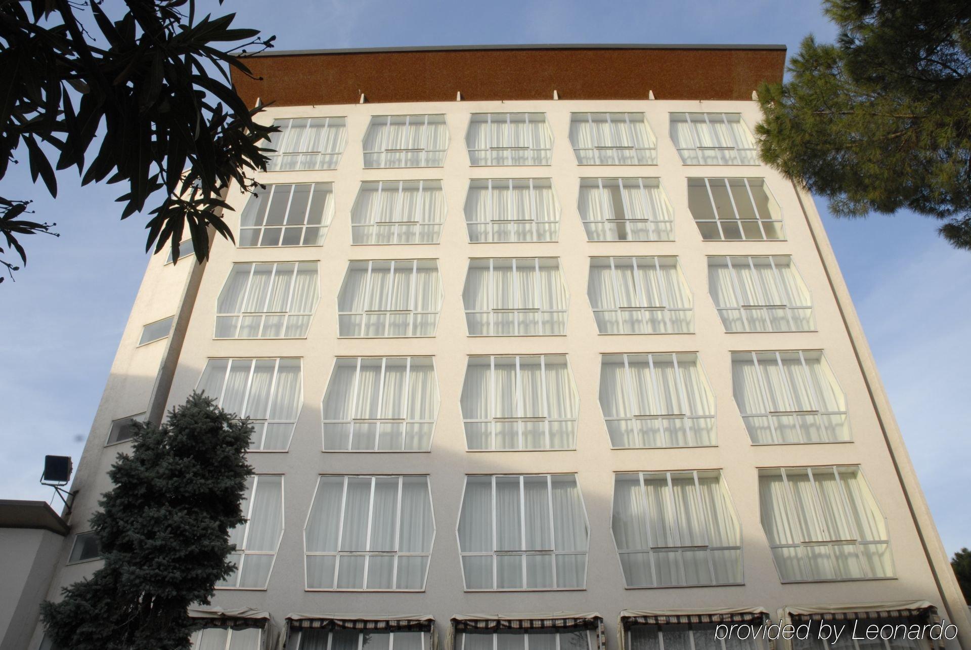 Hotel Della Citta Et De La Ville Forli Exterior photo